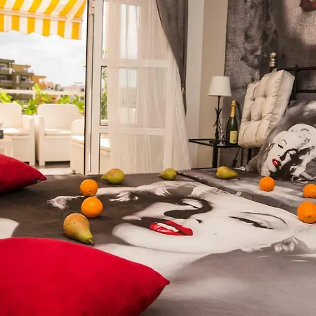 Fantastic Marilyn Orlando 85 Apartment *