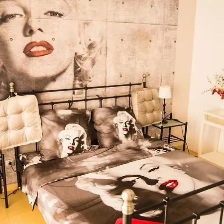 Fantastic Marilyn Orlando 85 Apartment *